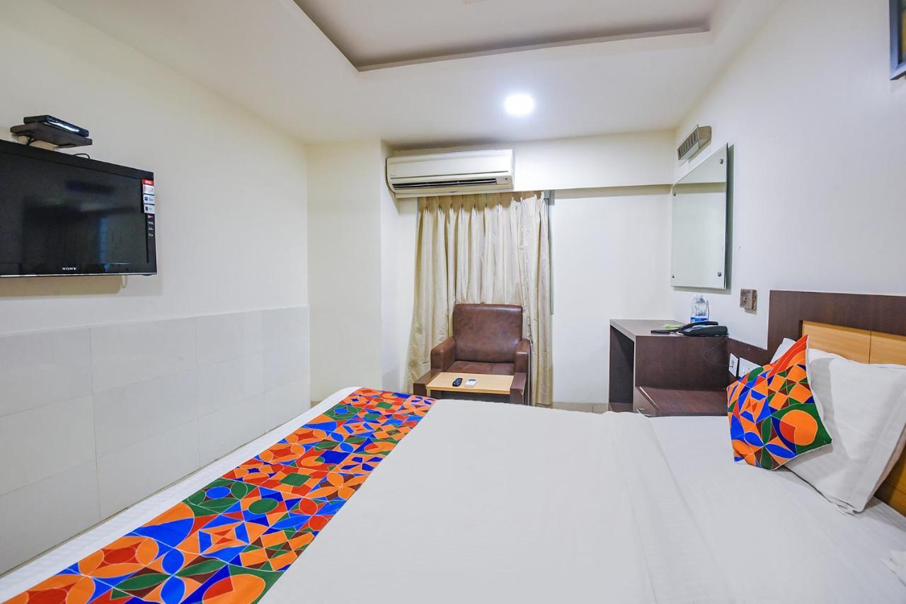 FabHotel Leela Grand Inn Vijayawāda Buitenkant foto